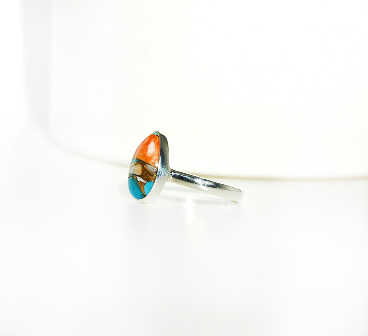 Spiny Oyster Turquoise Ring Size 6