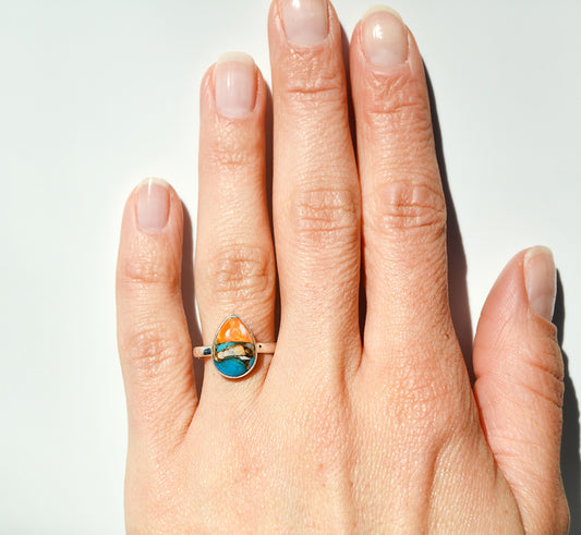 Spiny Oyster Turquoise Ring Size 6