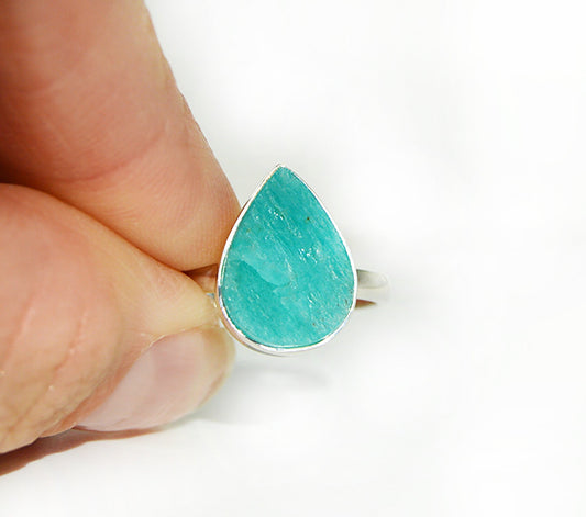 Teal teardrop-shaped Amazonite ring 