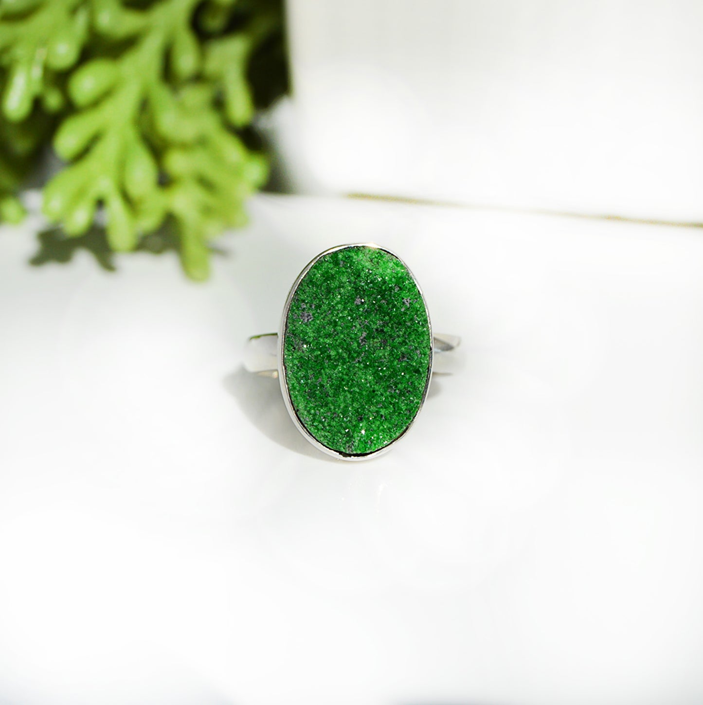 Green Oval Druzy Ring Size 10
