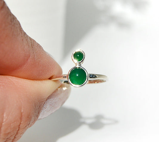 Green Onyx Double Stone Size 6
