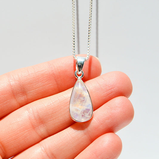 JeniMarie Jewelry with a rainbow moonstone with 18 inch box chain 