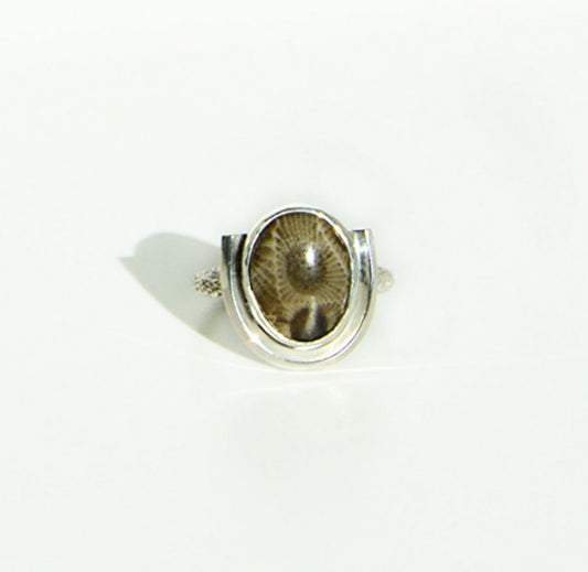 Petoskey Half Moon Ring Size 5.5