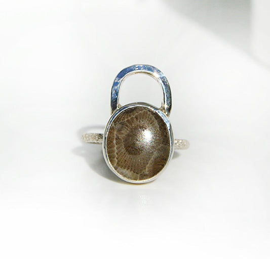 Petoskey Arch Ring Size 6.5