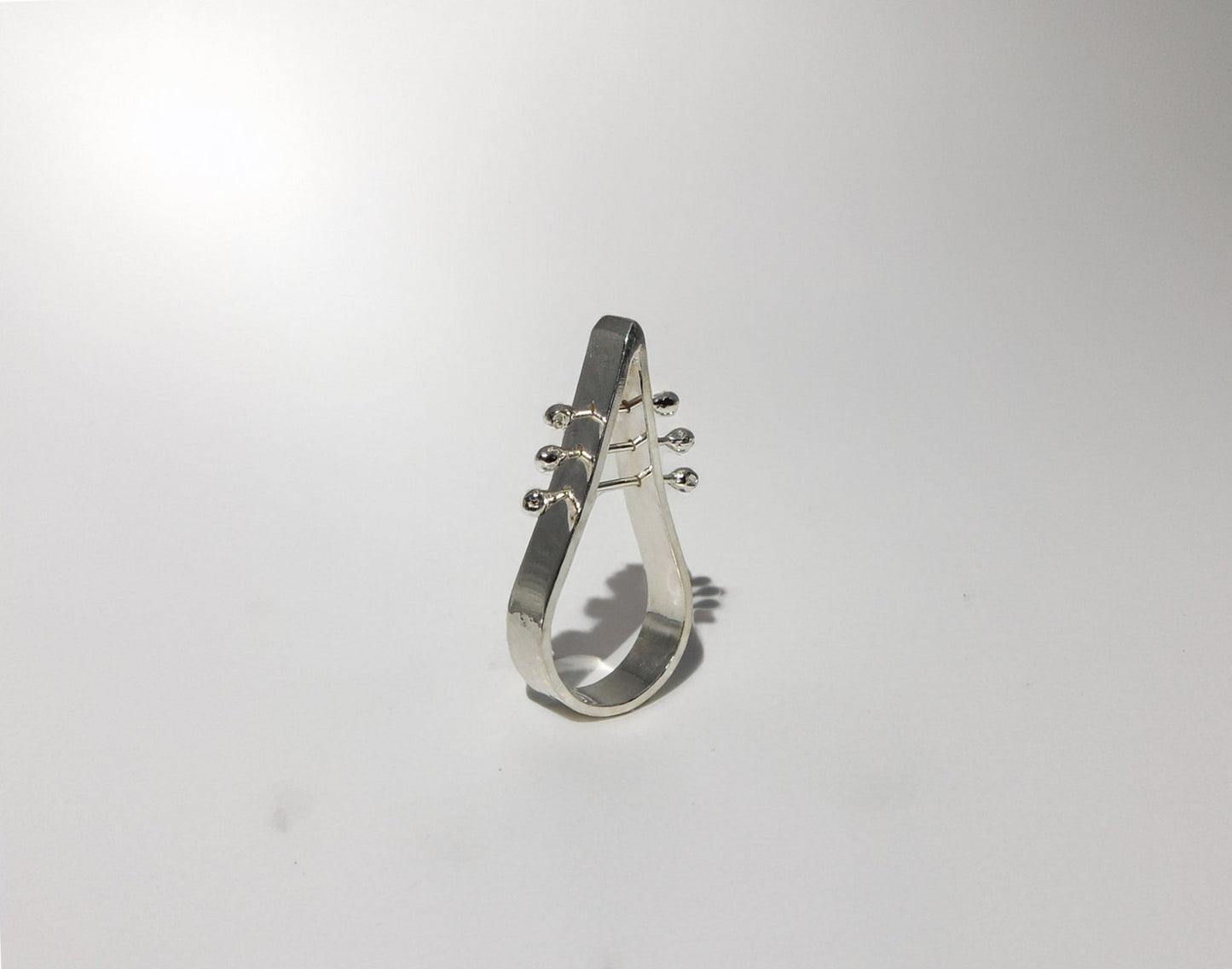 Sterling Silver Ring with Moving Pins Size 6